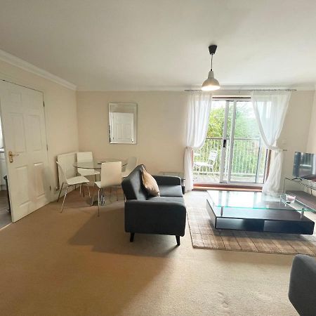 Best Price - Amazing 2 Bed 2 Bath - 4 Singles Or Super King Beds, 10 Min Walk To City Centre, 5 Minute Walk To Mayflower Theatre, Smart Tv, Ensuite, Balcony, Free Parking Southampton Exterior foto